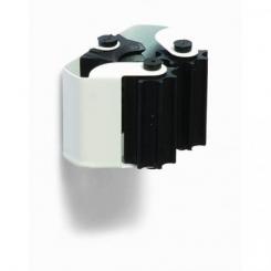Cuelga escobas con rodillos. Adhes. y tornillos / Lacado blanco. Blister 1 ud.